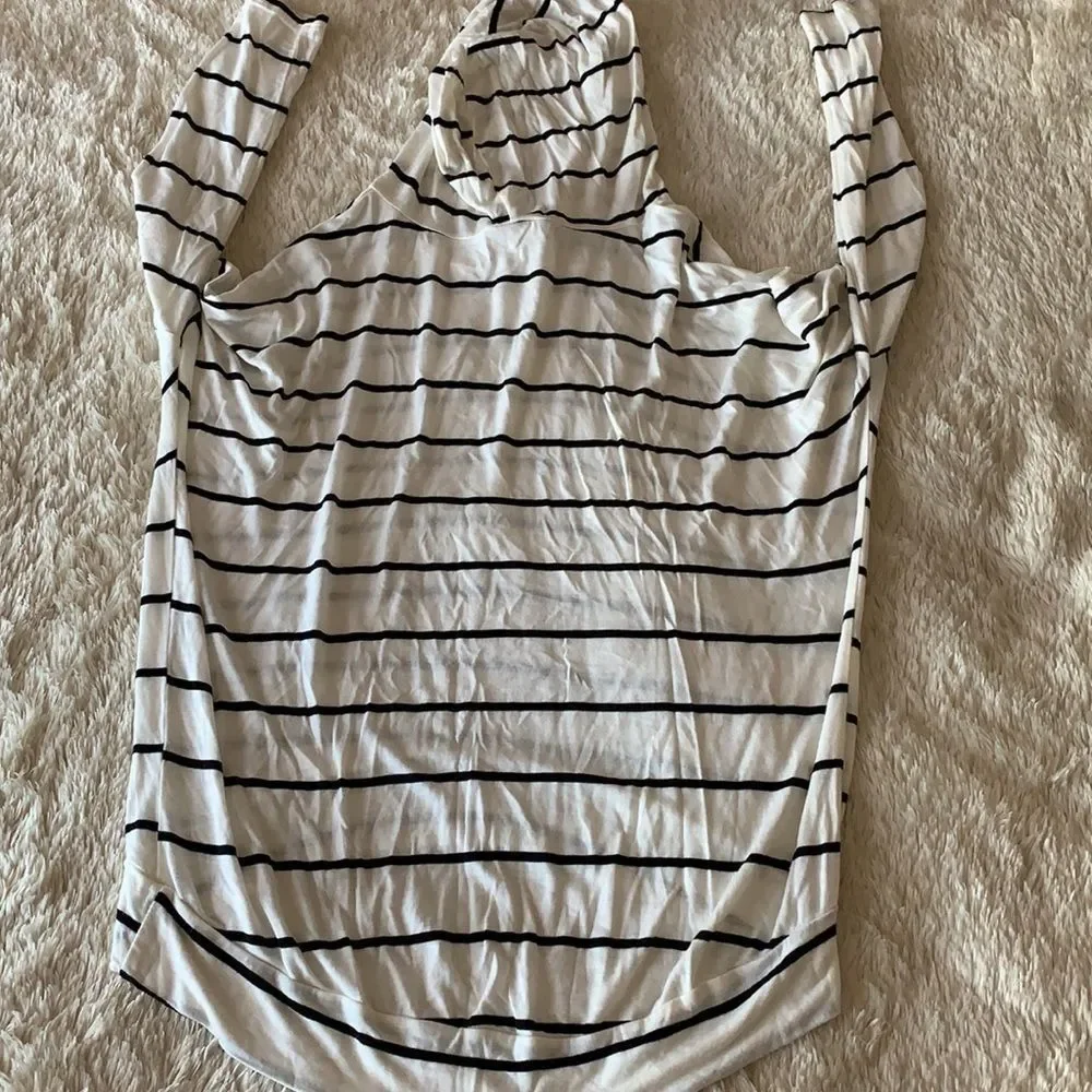 Hoodie Tee - Picture 10 of 16